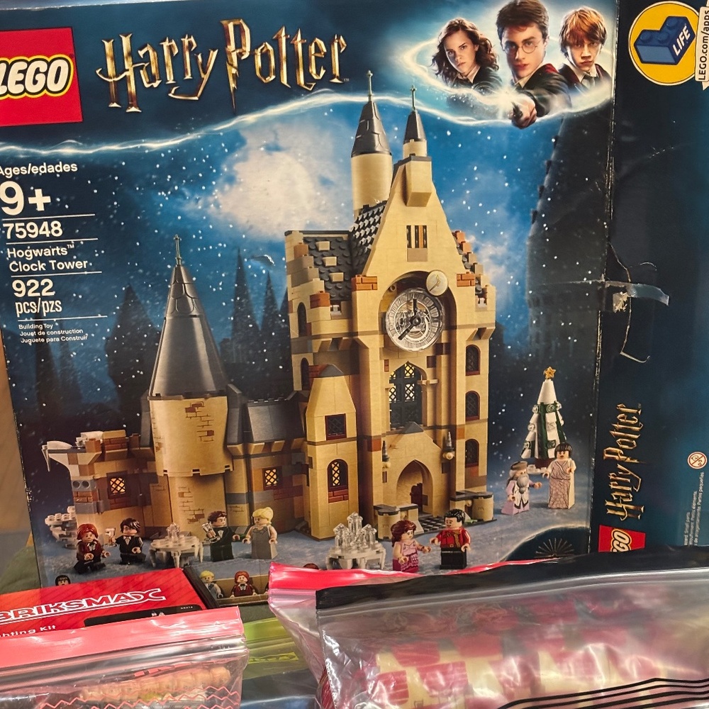 LEGO HARRY POTTER "Hogwarts Clock Tower" 75948 WITH NEW lighting kit!